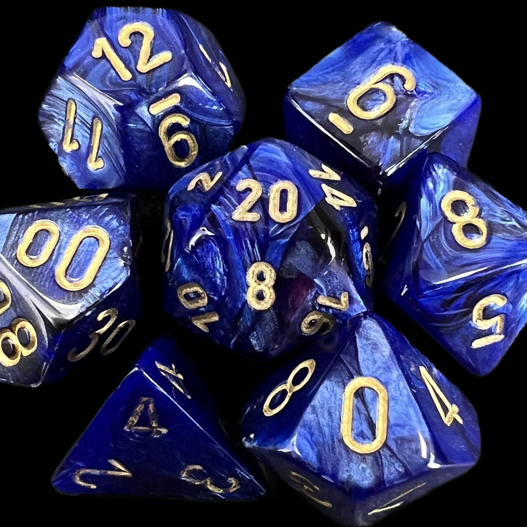 Chessex Scarab Royal Blue & Gold Dice