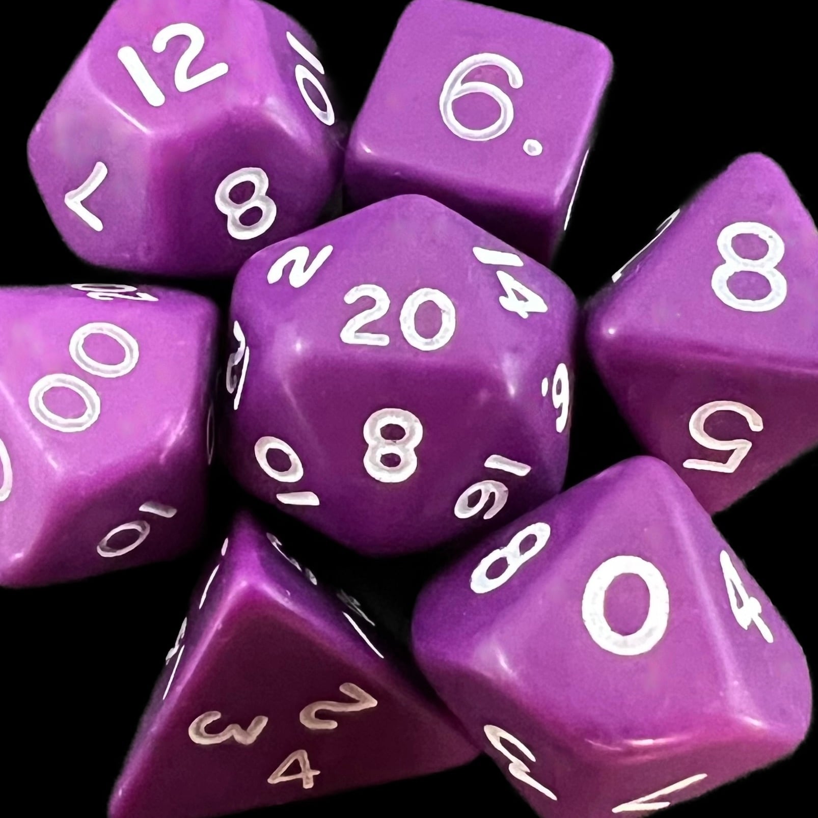 D&G Opaque Purple Dice