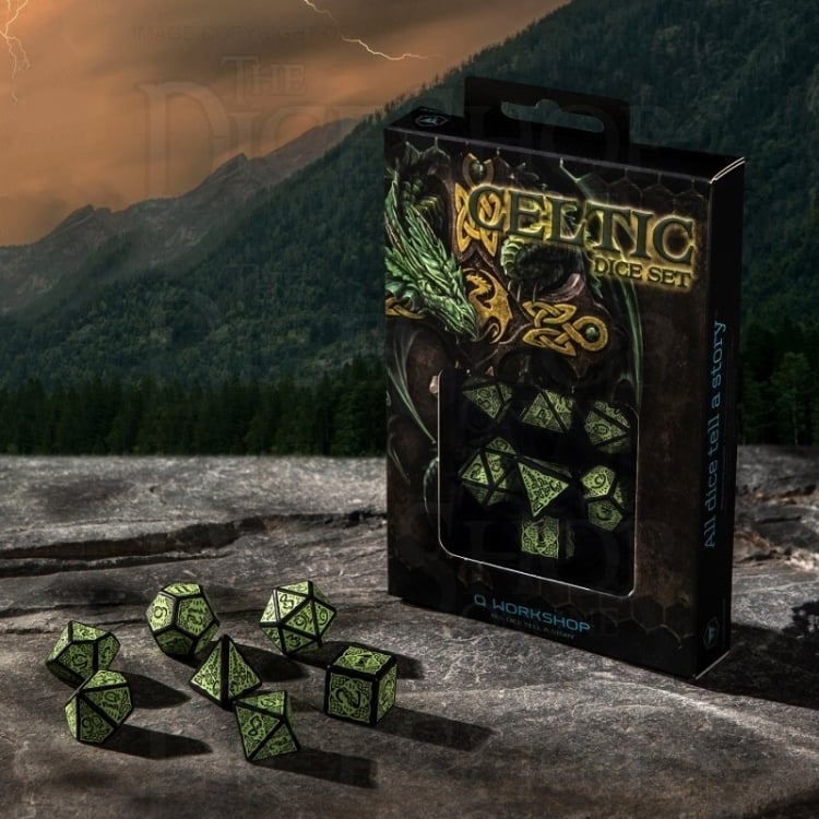 Q Workshop Celtic 3D Opaque Black &amp; Green 7 Dice Polyset