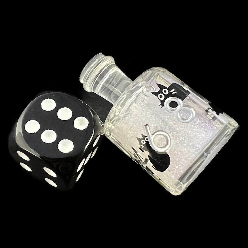 CLEARANCE TDSO Liquid Core Black Cat With Silver Potion Bottle D8 Dice