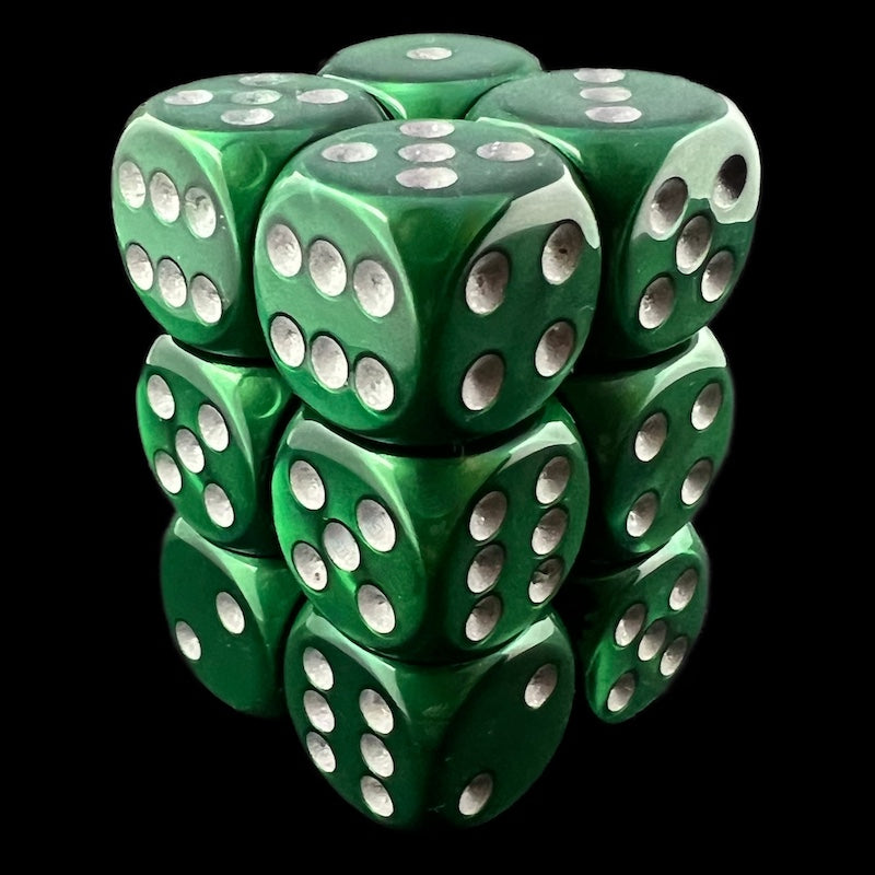 Würfelzeit Silkki Satin Green & Silver 12 X D6 Dice Set