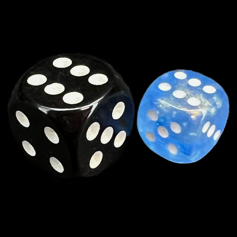 Chessex Borealis Sky Blue &amp; White Luminary 36 x D6 Dice Set