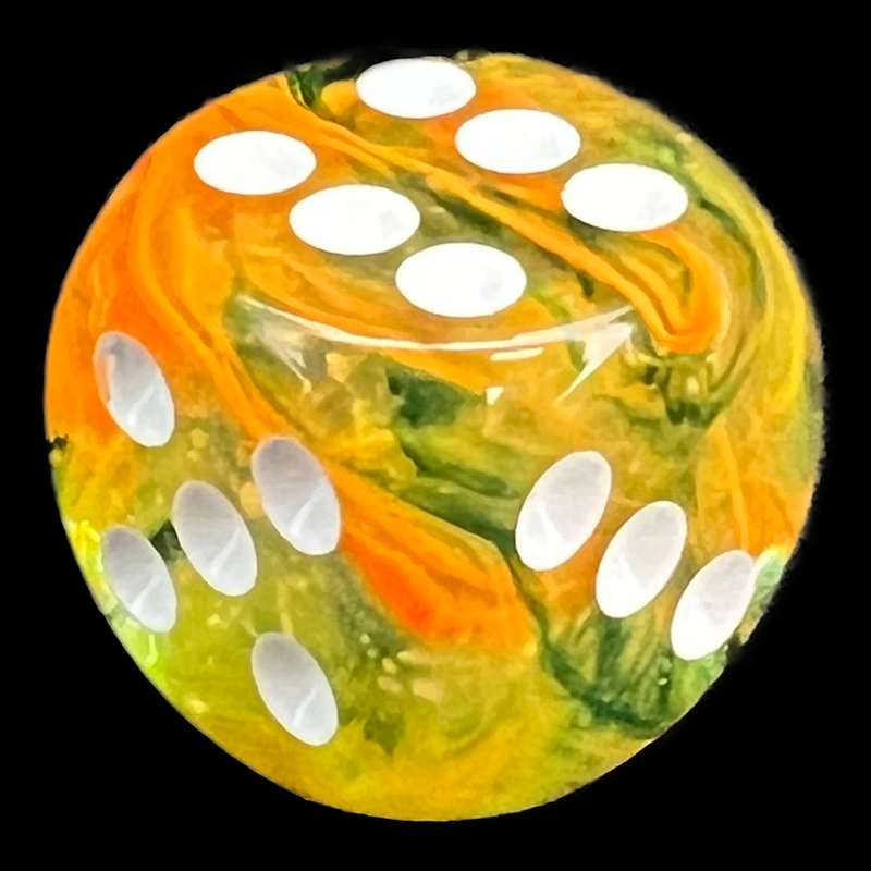 Chessex Nebula Spring & White Luminary Glow In Dark 16mm D6 Spot Dice