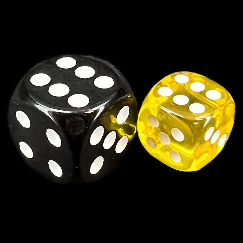 Chessex Translucent Yellow & White 12mm D6 Spot Dice
