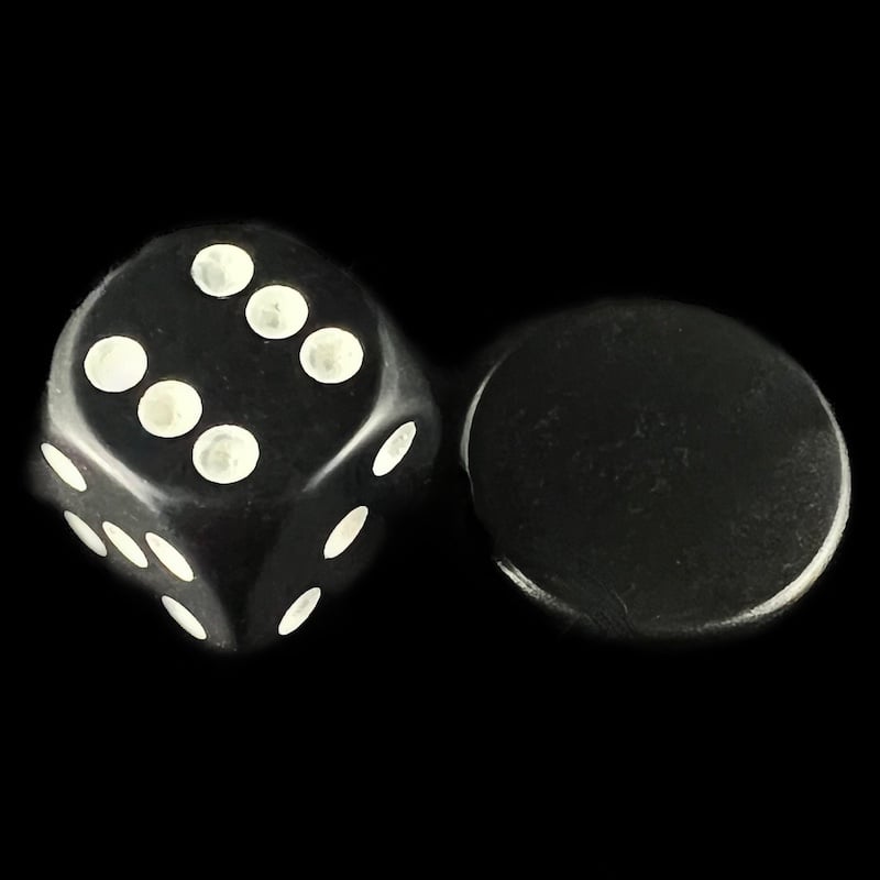 Counters Black Round 22mm