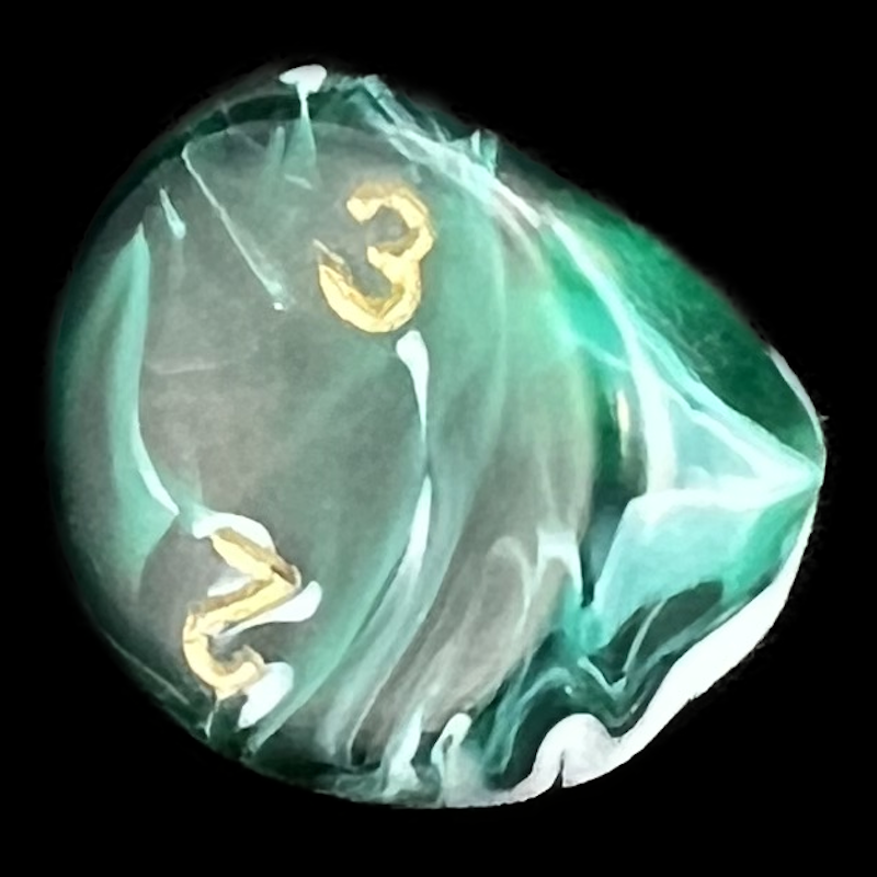 D&G Marble Green & White D3 Dice