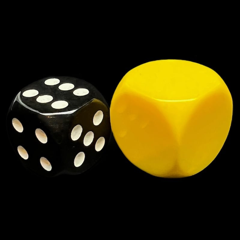 D&G Opaque Blank Yellow 18mm D6 Dice
