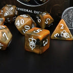 Dice Tomes Fighter 7 Dice Polyset + Coin