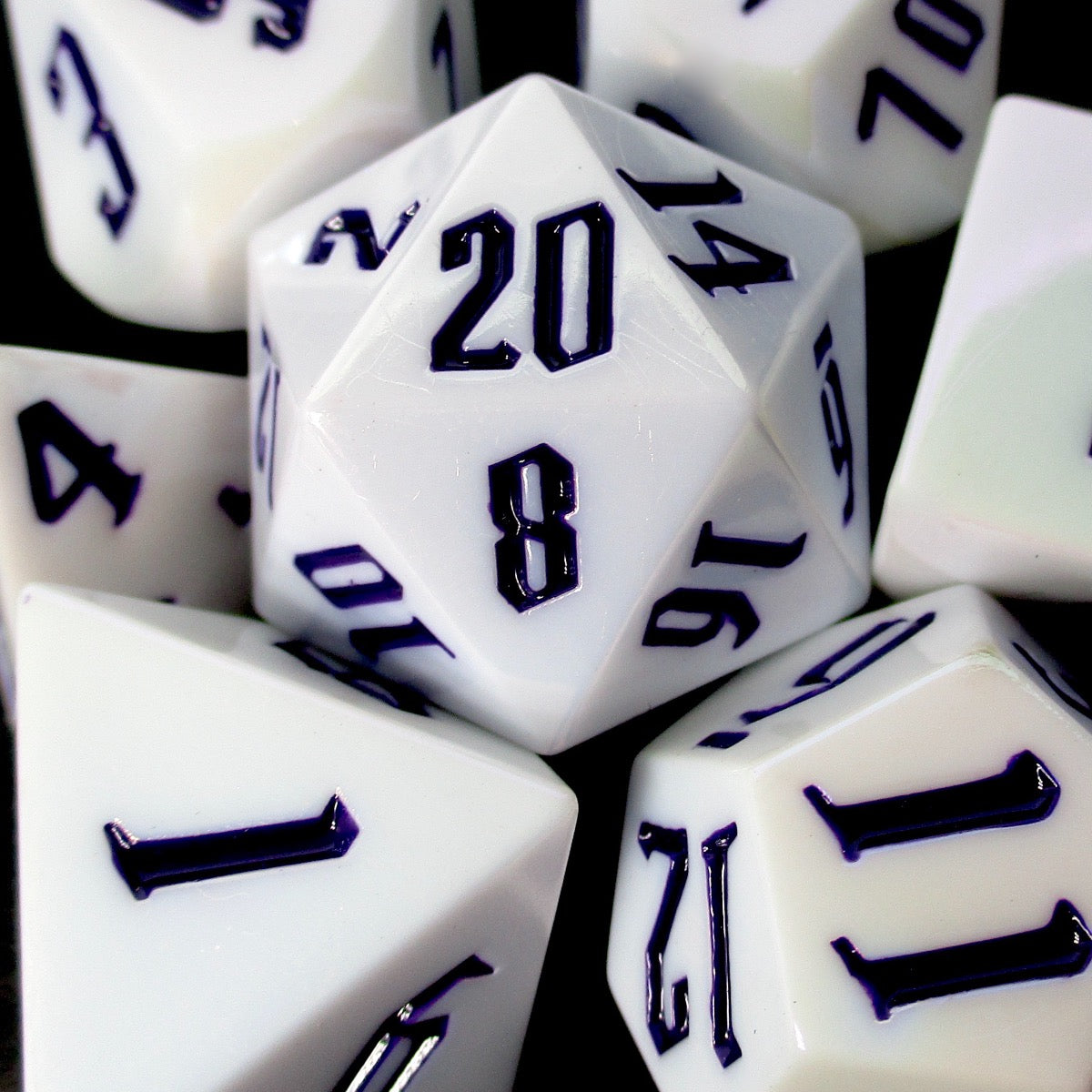 TDSO Gothic Script Pearl White & Purple LARGE 22mm 7 Dice Polyset
