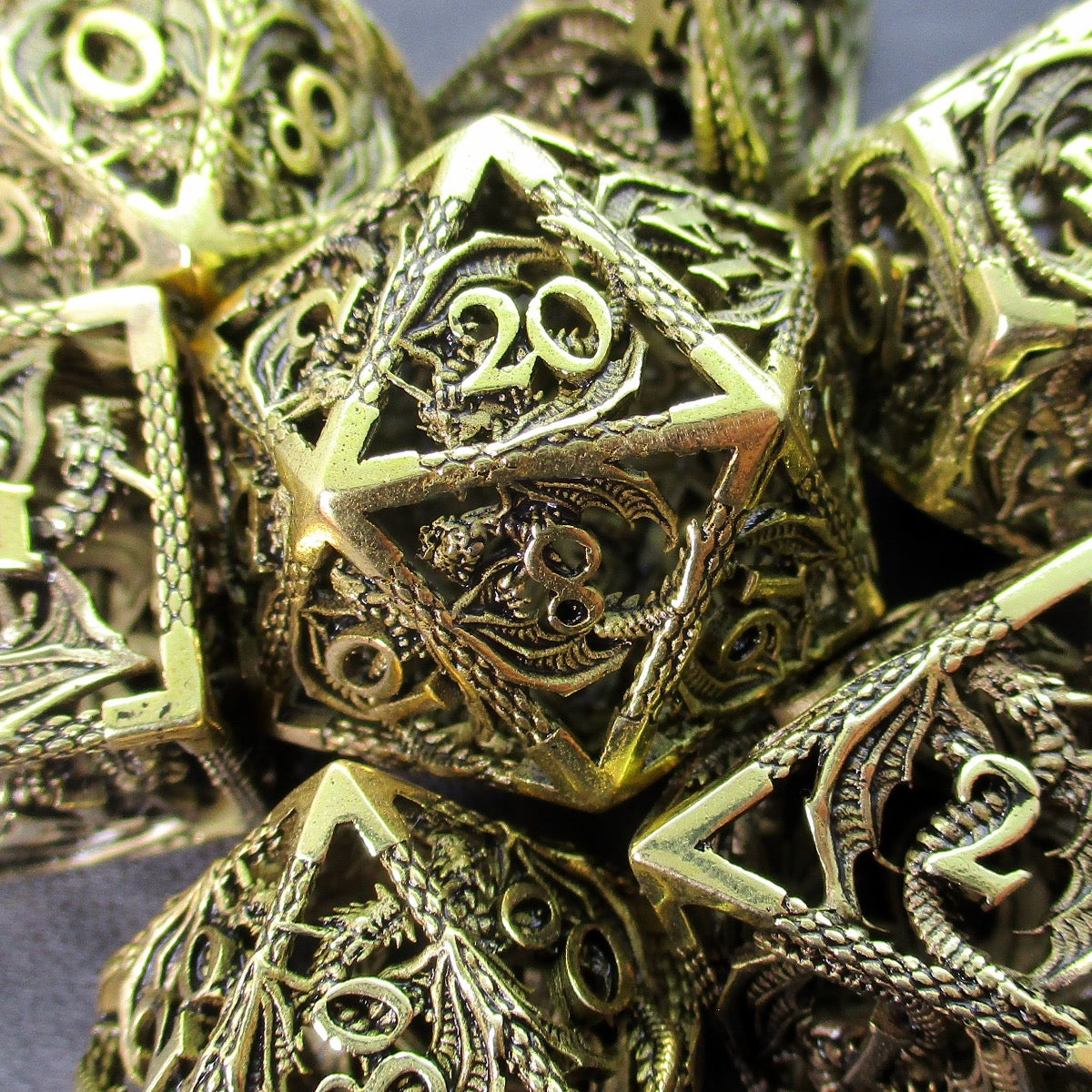 TDSO Metal Hollow Flying Dragon Gold 7 Dice Polyset