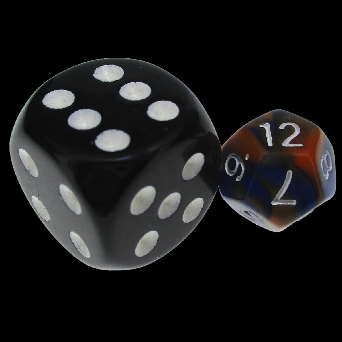 TDSO Duel Blue & Orange MINI 10mm D12 Dice