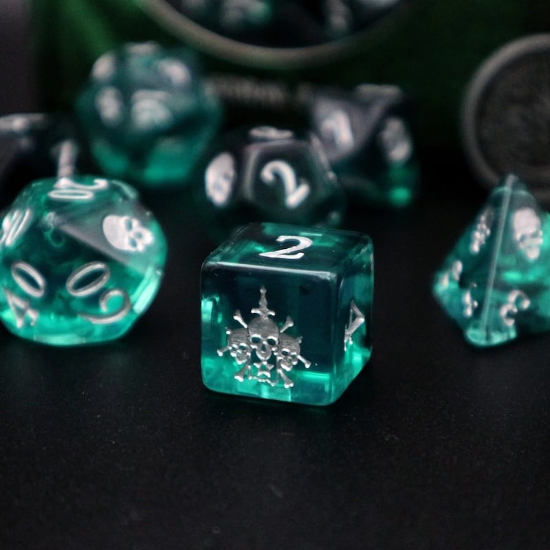 Dice Tomes Necromancer 7 Dice Polyset + Coin