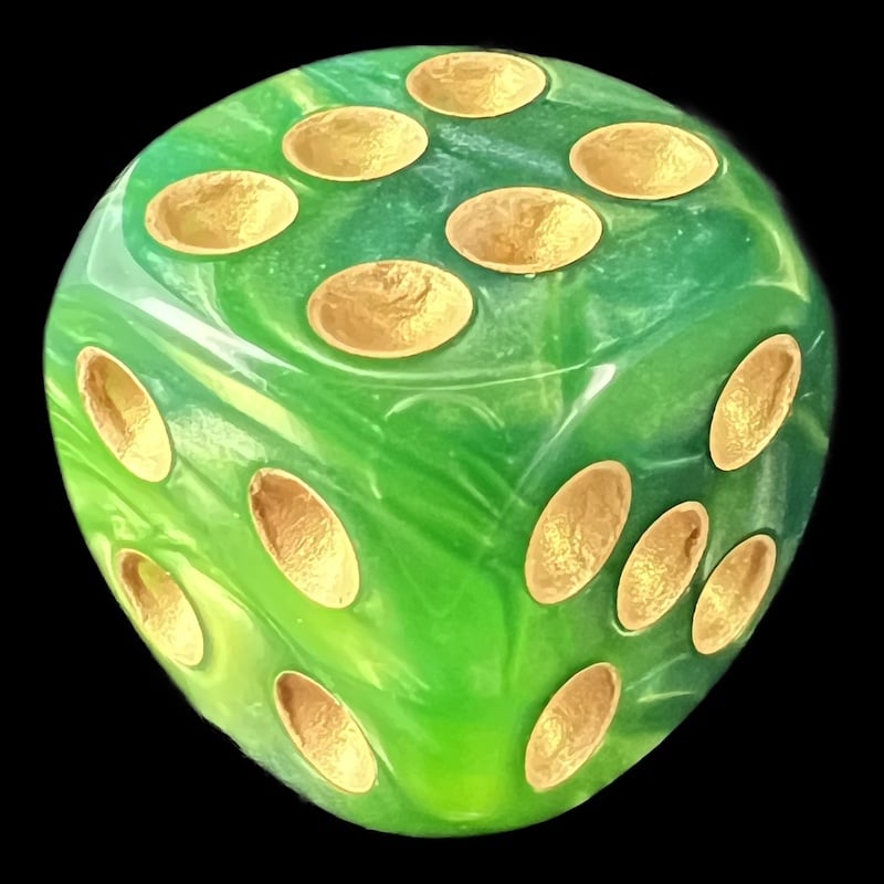 TDSO Duel Dark Green & Pearl Light Green 16mm D6 Spot Dice