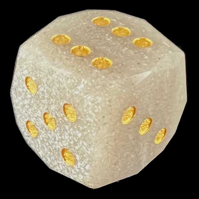 TDSO Faceted Goldstone White & Gold D6 Spot Dice