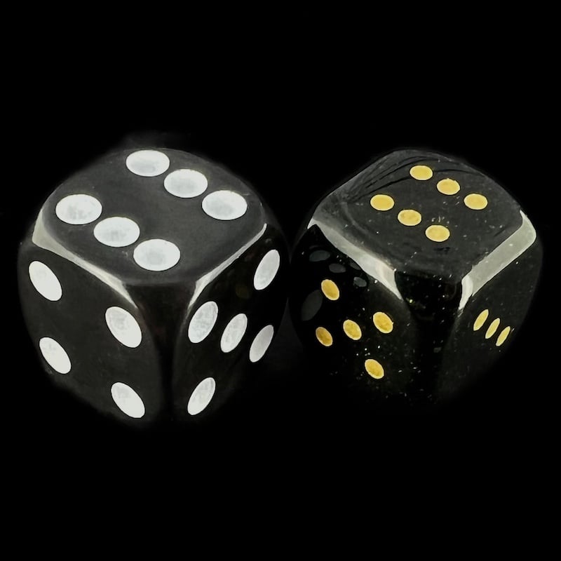 TDSO Gemstone Goldstone Green & Gold 15mm Rounded D6 Spot Dice
