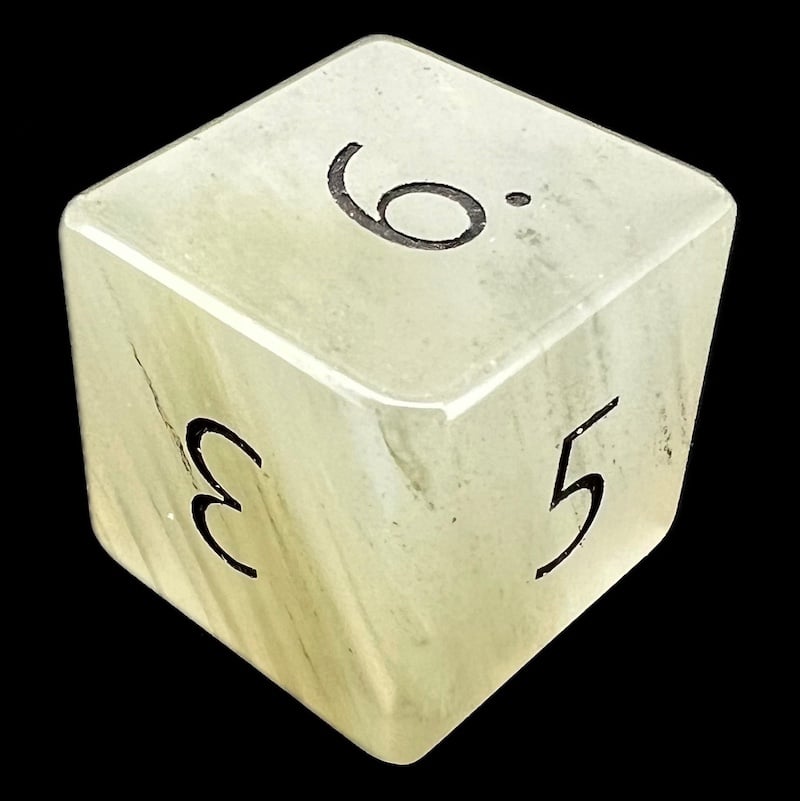 TDSO Gemstone Quartz Phantom & Black D6 Dice