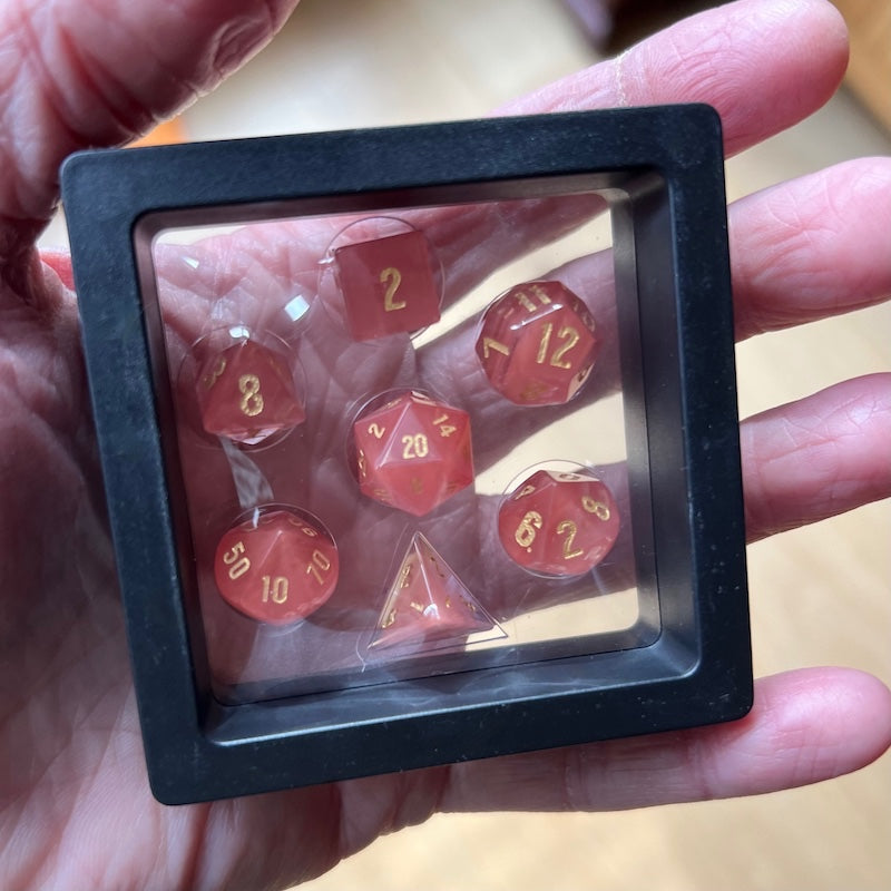 TDSO Gemstone Quartz Strawberry & Gold MINI 7 Dice Polyset