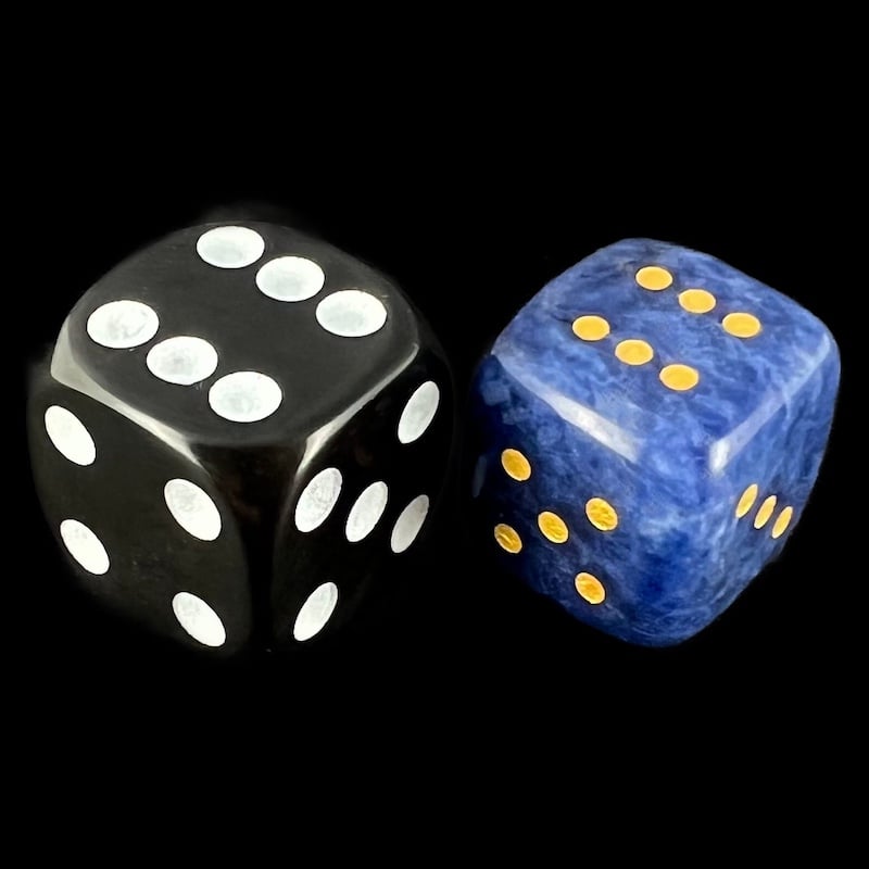 TDSO Gemstone Sodalite Dark & Gold 15mm Rounded D6 Spot Dice