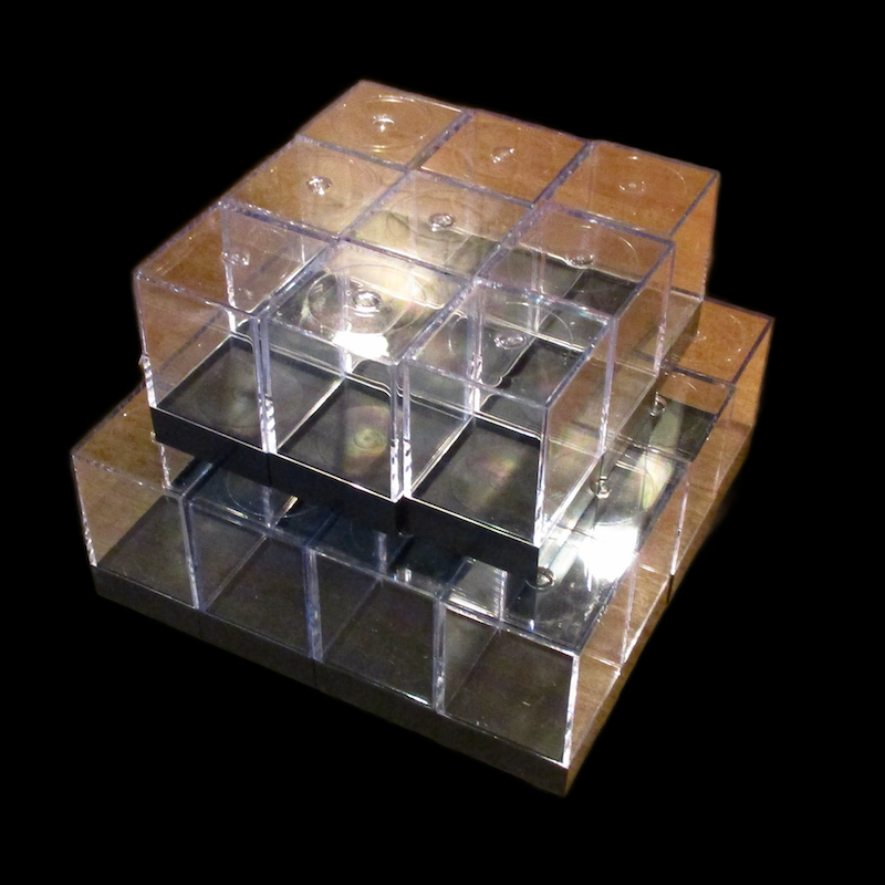 CLEARANCE 25 x Medium Perspex Plastic Dice Storage Cubes