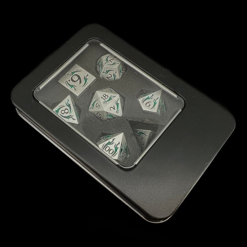 TDSO Metal Dagger Satin Silver & Green With Black 7 Dice Polyset