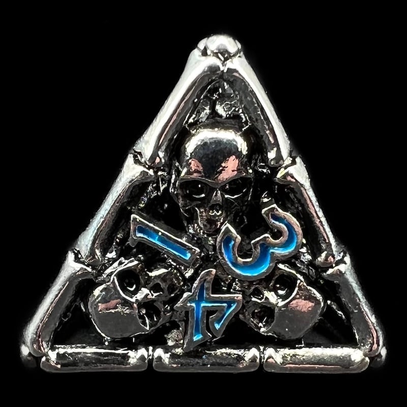 TDSO Metal Hollow Skull Silver & Blue D4 Dice