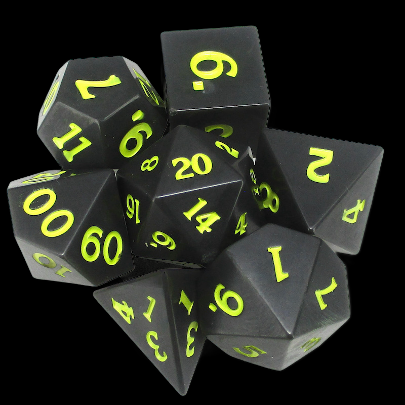 TDSO Sharp Edge Old Moon With Yellow 7 Dice Polyset