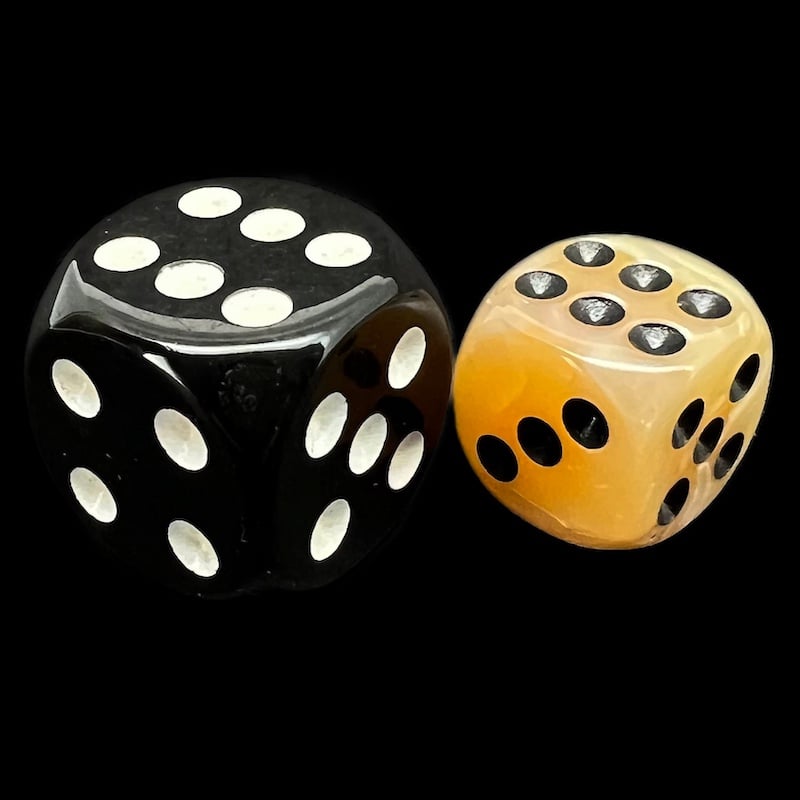 TDSO Pearl Beige & Black 12mm D6 Spot Dice