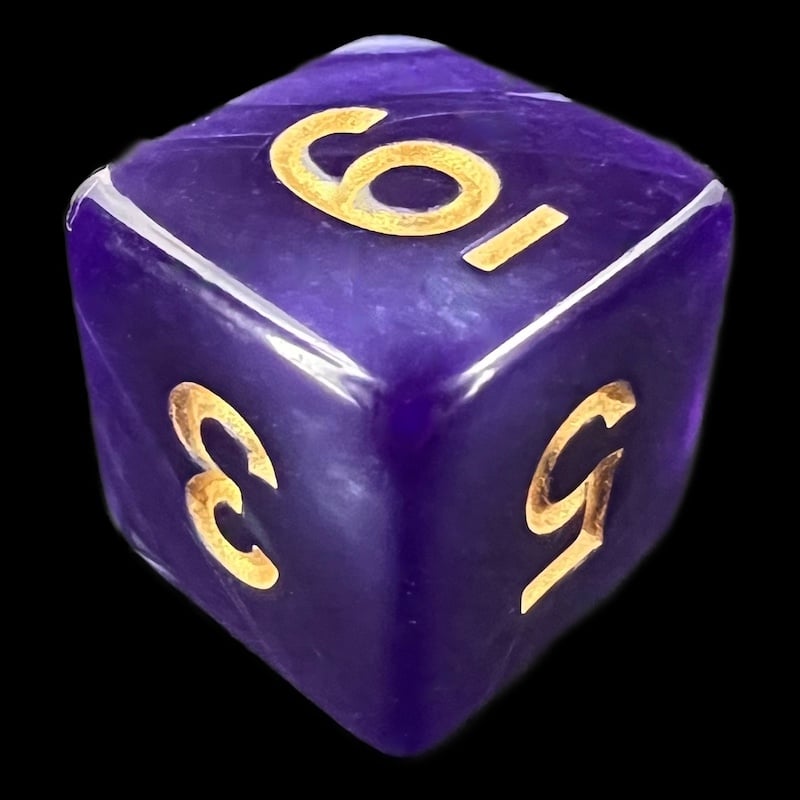 TDSO Pearl Purple & Gold D6 Dice