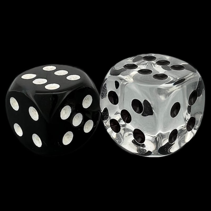 HALF PRICE CLEARANCE Tomesch Translucent Diamond & Black 18mm 12 x D6 Dice Set